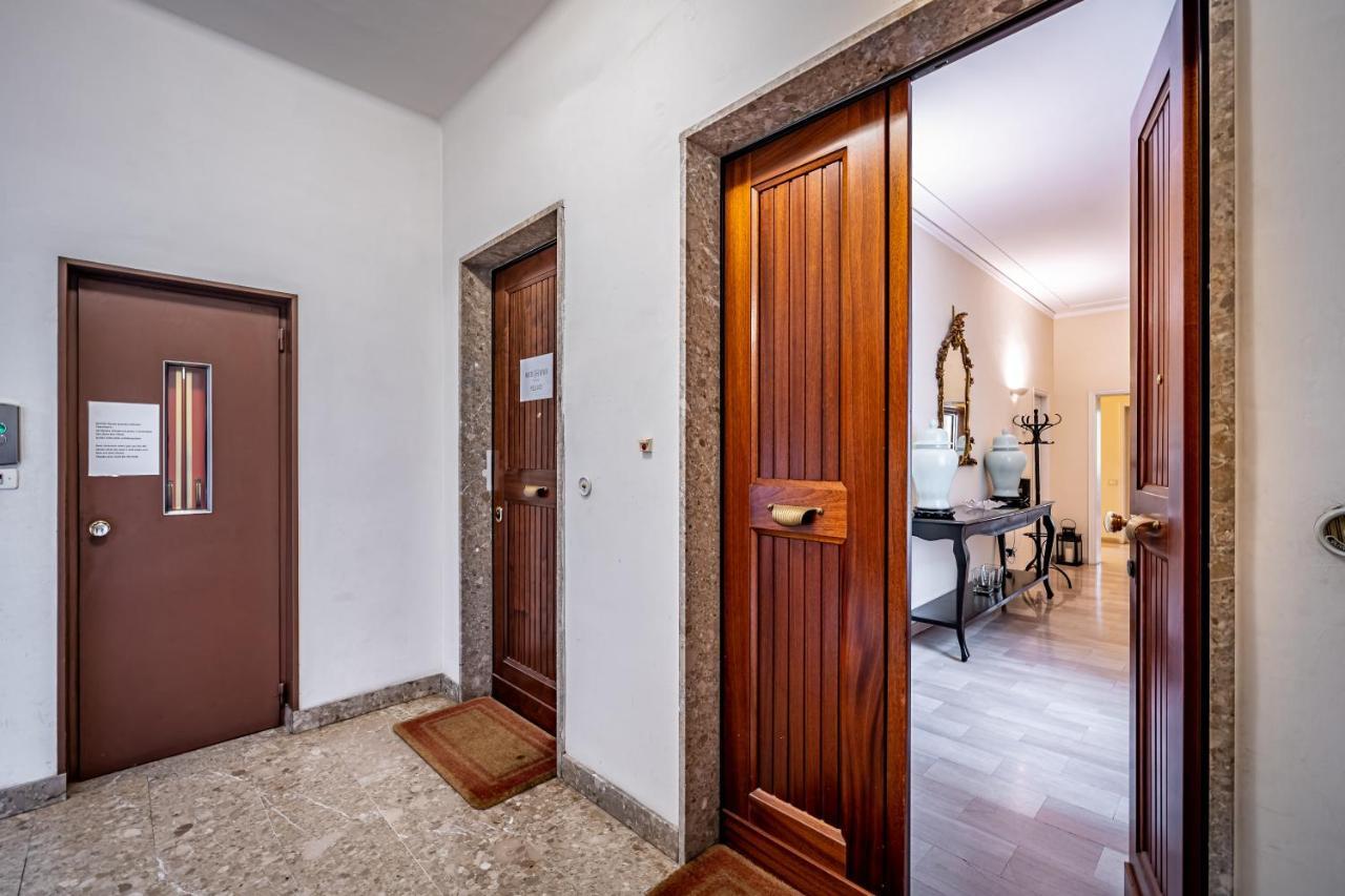 Yid D'Azeglio Luxury Apartment With Parking フィレンツェ エクステリア 写真