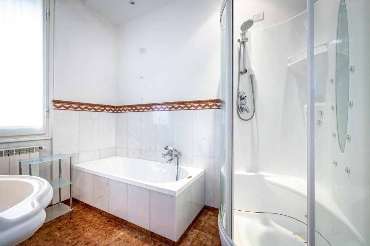 Yid D'Azeglio Luxury Apartment With Parking フィレンツェ エクステリア 写真