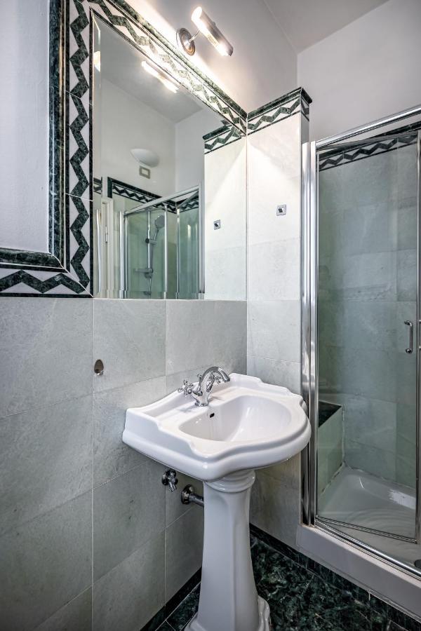 Yid D'Azeglio Luxury Apartment With Parking フィレンツェ エクステリア 写真